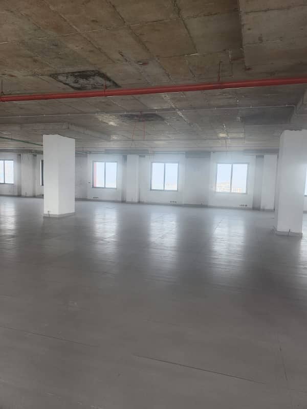 Prime Office Space For Rent In Gulberg, Lahore - Modern Elegance With Essential Amenities 4