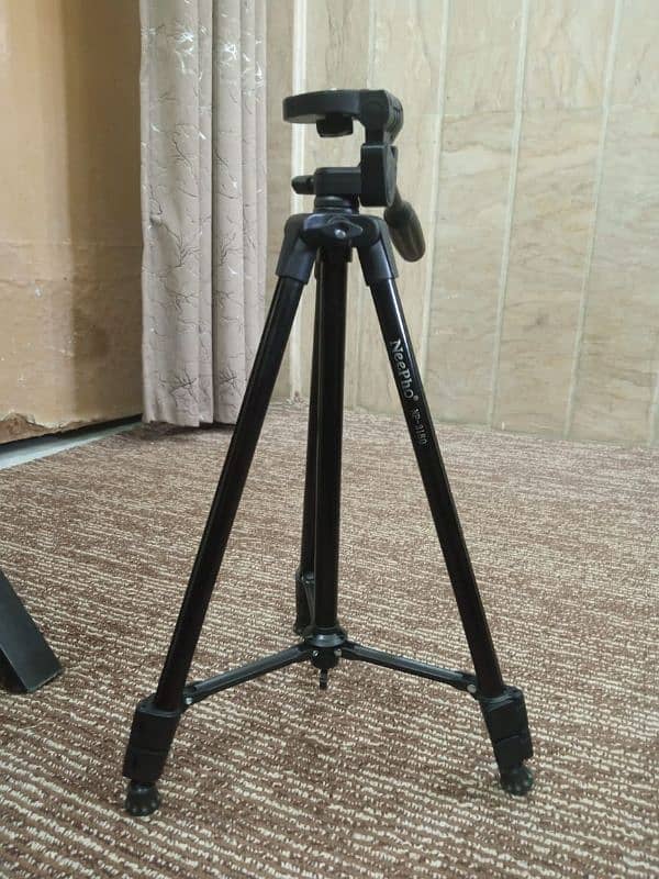 Neepho tripod 2