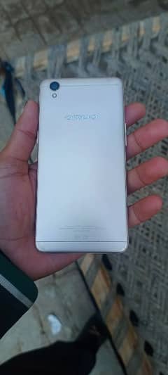 OPPO A37