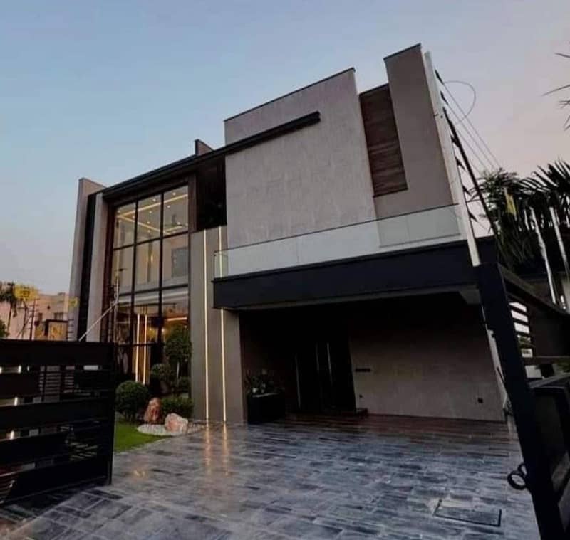 Lower Portion Locked-1 Kanal Awesome Upper Portion On Top Location For Rent in DHA Phase 5 Lahore 0