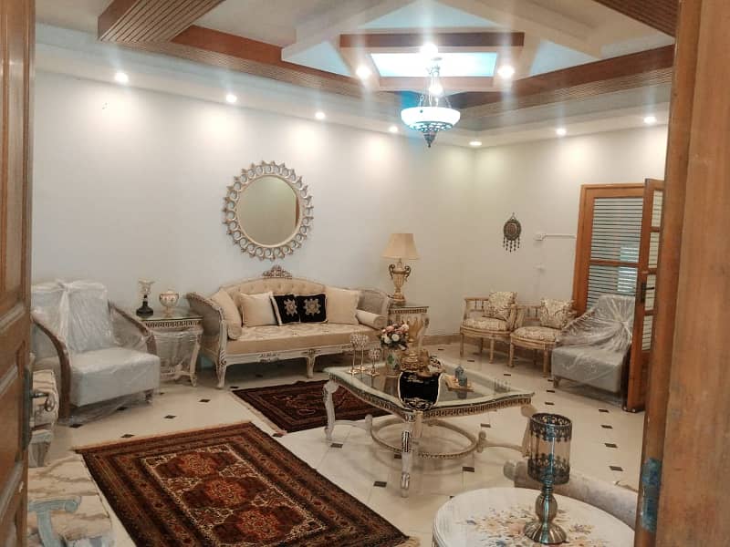 For Rent: Full House in F-10, Islamabad (666 Sq Yards) 9