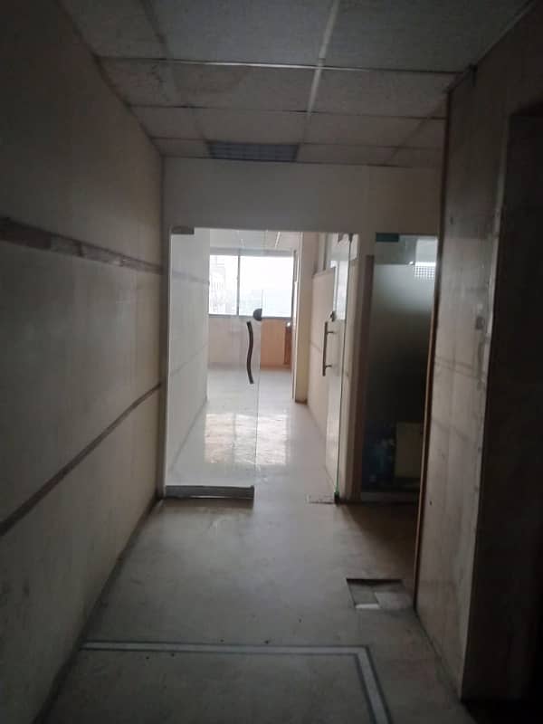 Prime Location Commercial 5000 Sq. Ft Office In Main Boulevard Gulberg 1