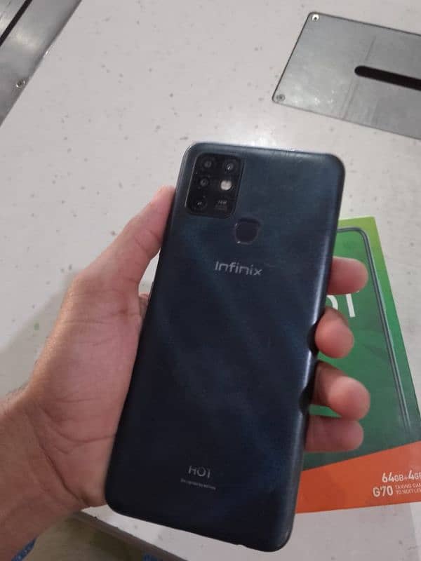 infinix Hot 10 4+64 Box Available. 5