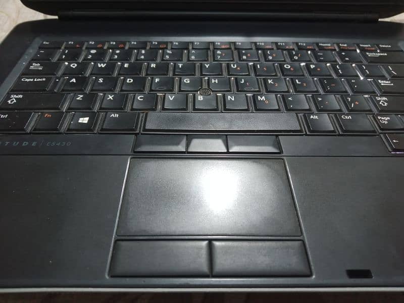 Dell laptop cor i7 3rd generation 5