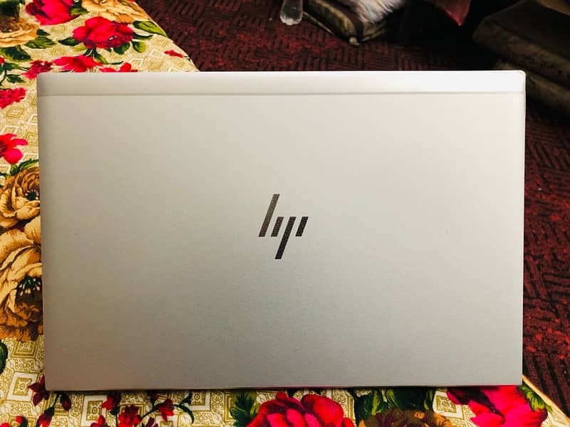 HP core i5 840G7 10th generation 0