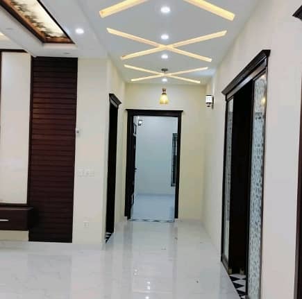 10 Marla House In Bahria Town Of Lahore Is Available For sale 1