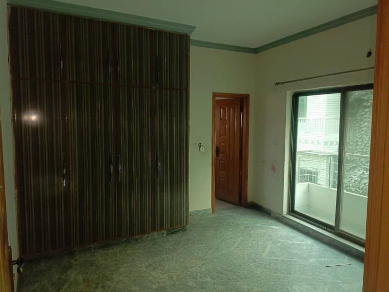 5 Marla upper portion for rent(Near Dolli Hall) 0