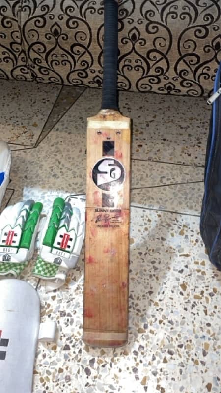 hardball kit with orignal english willow bat 1