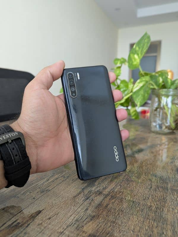 OPPO Reno 3 with box charger 5