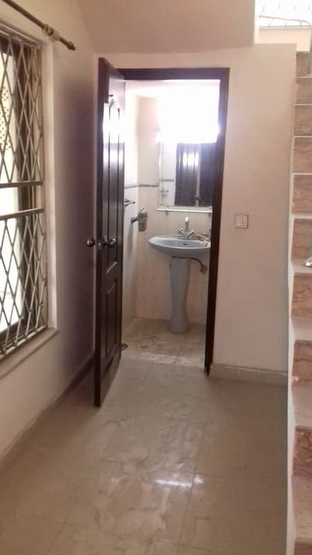 Carned two park Well Maintained house Haider design Available for sale 7