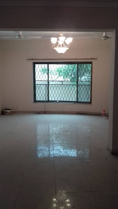 Carned two park Well Maintained house Haider design Available for sale 9