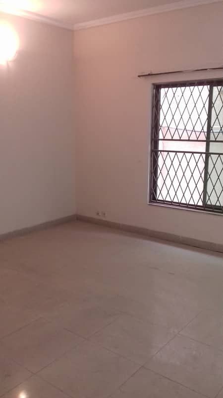 Carned two park Well Maintained house Haider design Available for sale 18