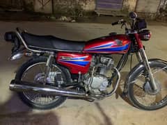 Honda CJ 125 2005 model in nice condition