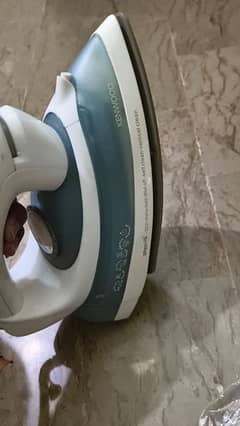 kenwoo steam iron