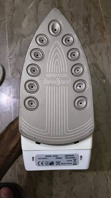 kenwoo steam iron 3