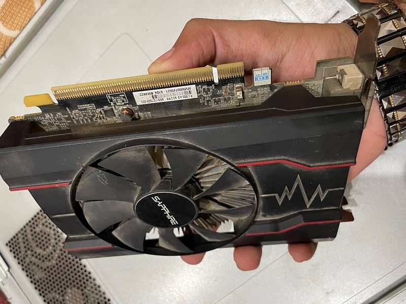 Graphic Card For Gaming, Sapphire pulse RX 550, 4GB 1