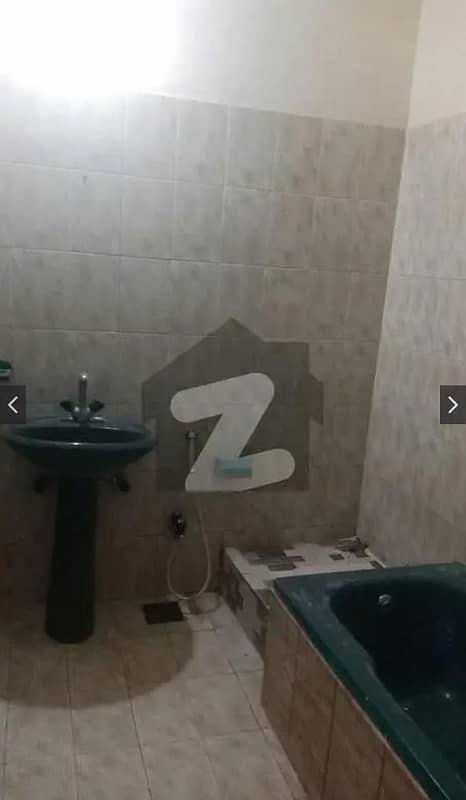 7.5 Marla Beautiful Double Story House Urgent For Sale Prime Location in sSabzazar B block Near Leaqt Chowk 8