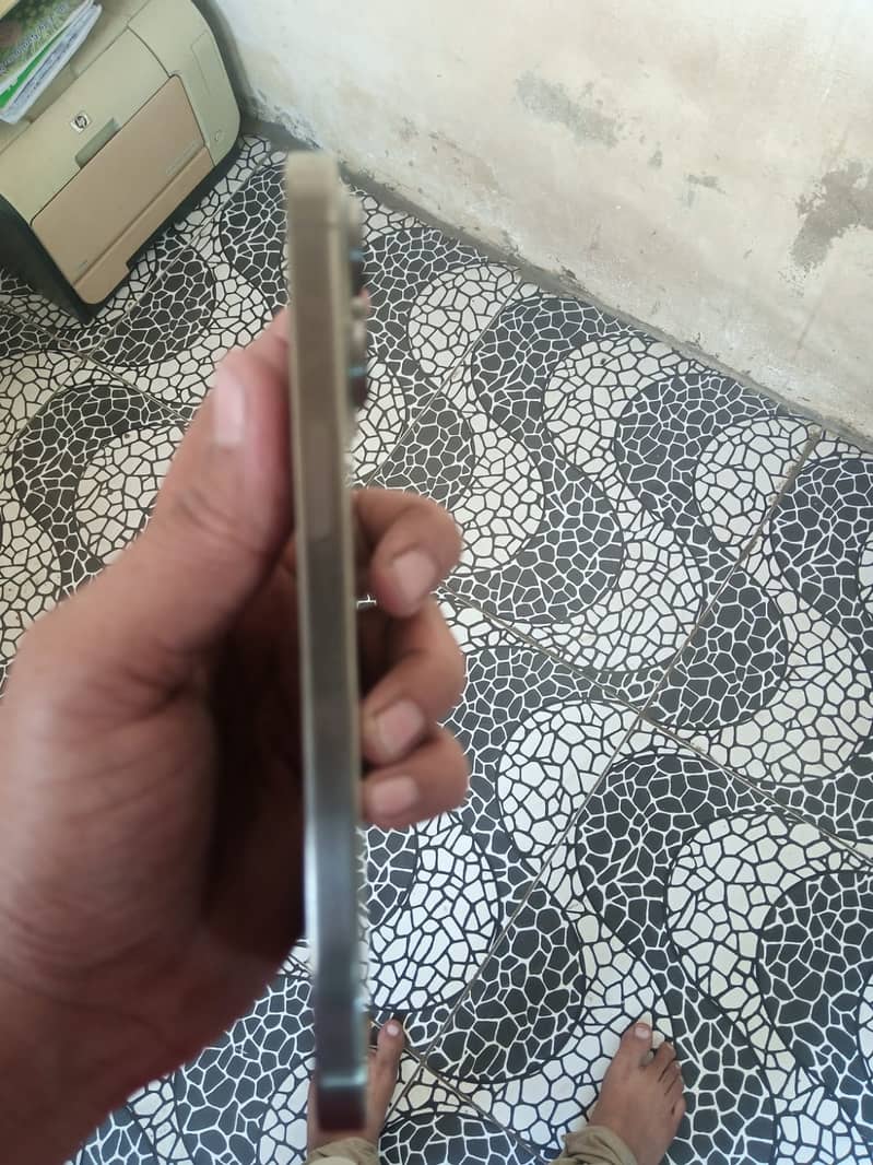 IPHONE 15 pro max urgent sale (03341285870) 3