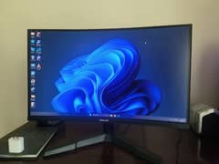 Redragon PEARL 24" Curve Gaming Monitor