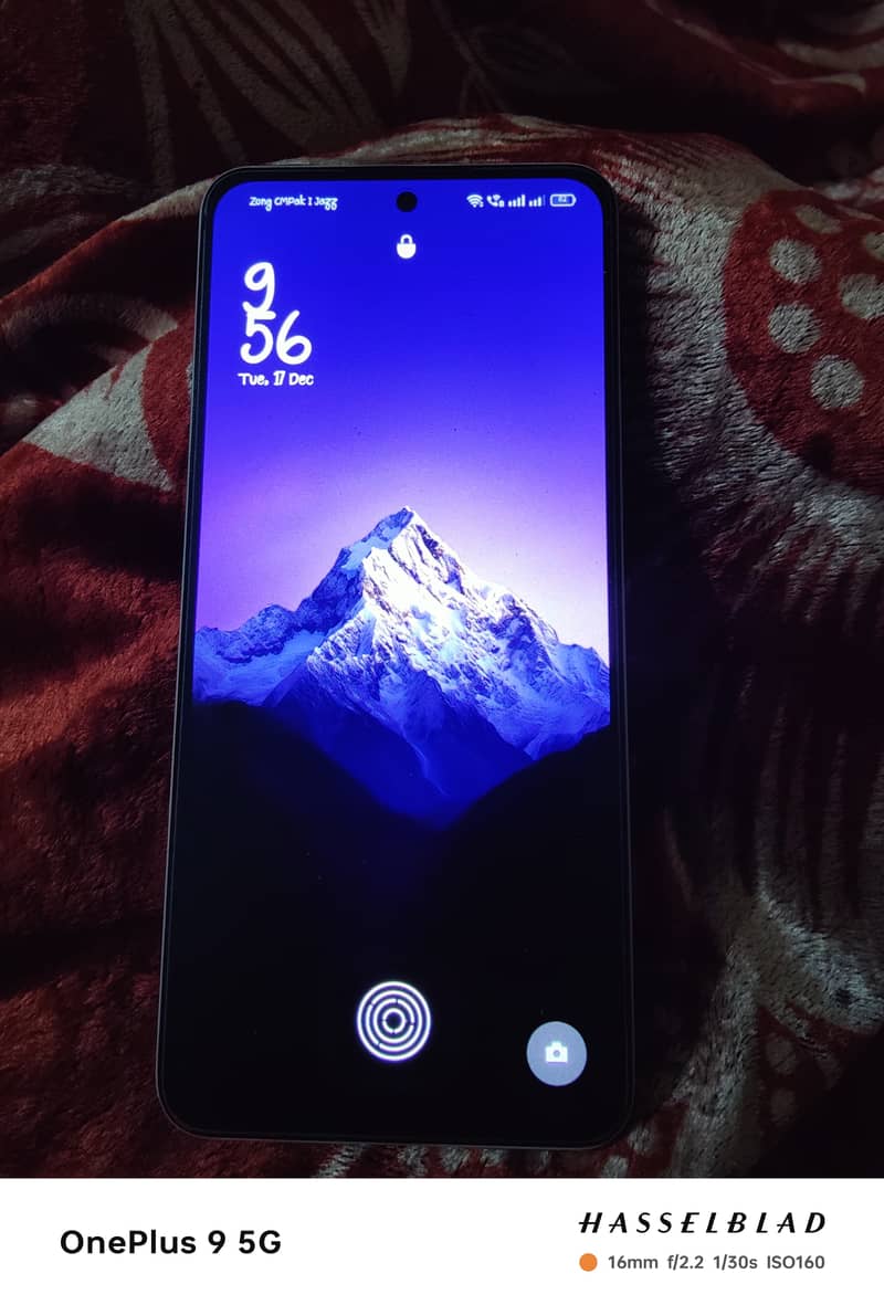 Real me 12 plus 5g 8+4 256gb with complete box 3