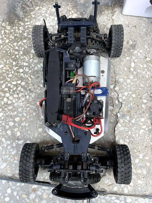 1/10 Scale RC Car Whatsapp 03034174311 1