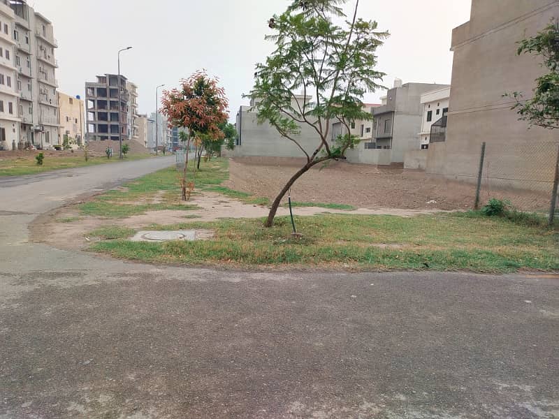 5 Marla Corner Plot For Sale In E-Block Khayaban E Amin Society Lhr. 5