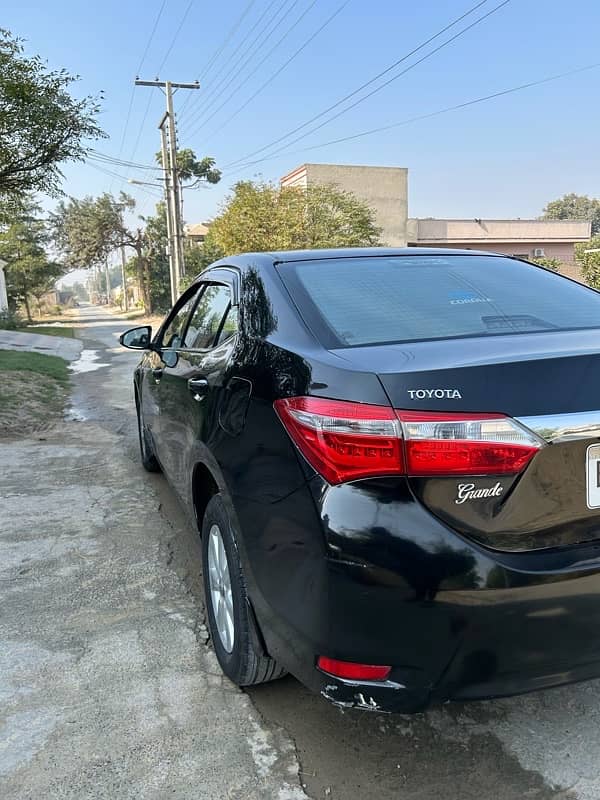 Toyota Corolla Altis Grande 2015 8