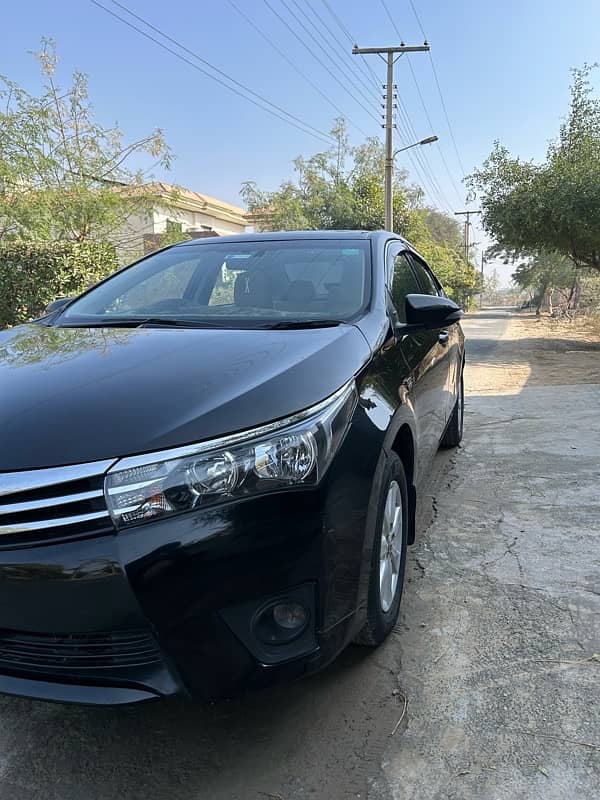 Toyota Corolla Altis Grande 2015 10