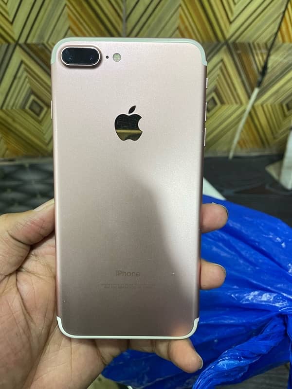 i phone 7 plus (128gb)(pta approved) 0