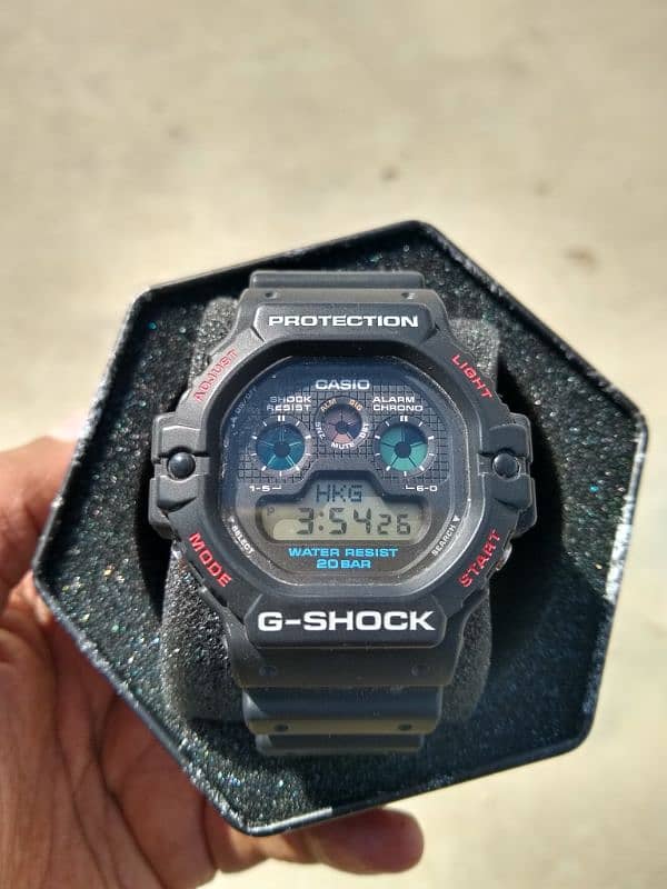 BRAND: CASIO G-SHOCK. 7