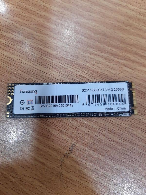 ssd 256 gb NVME 1