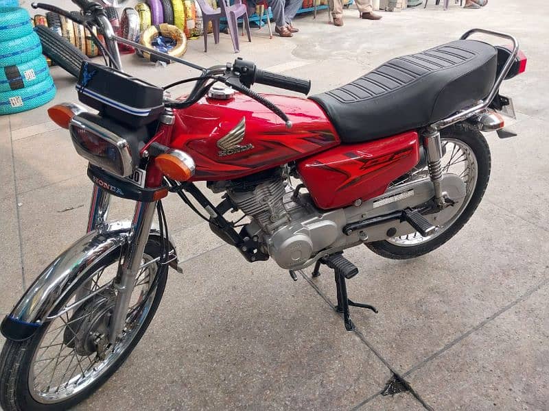 Honda 125 new cdishain 9%10 3