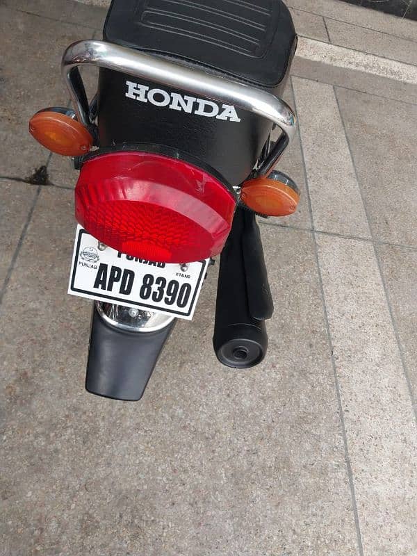 Honda 125 new cdishain 9%10 14