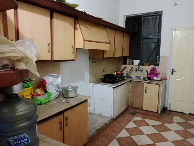 5 Marla lower Porshan For Rent in johar Town ph 2 1