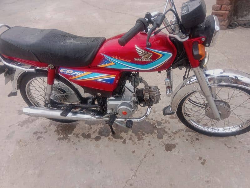 Honda cd 70 2019 with golden number 2