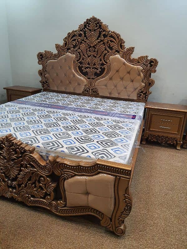 Carving bed set King size Cinyoti style new not used (only call me) 4