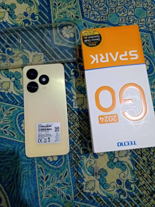 Tecno spark go 2024 4/64 5