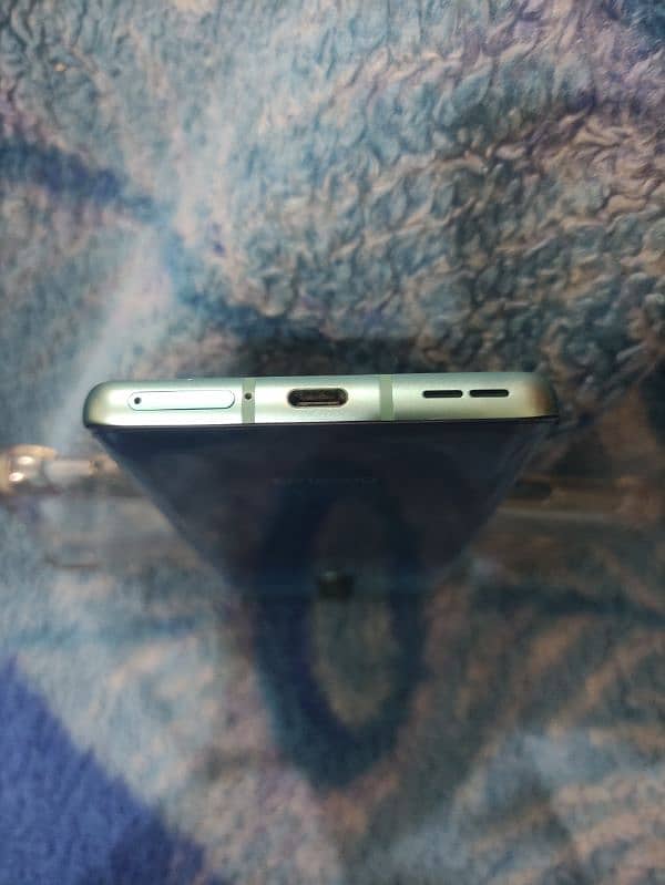 OnePlus 8 10/10 condition 4