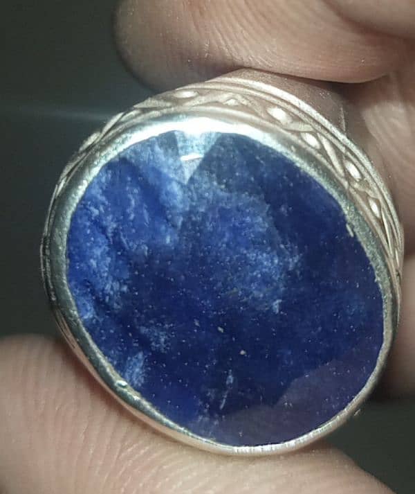 Blue sapphire 1