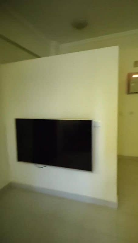 3 Bed furnished Apartment Available on Rent in Bahria town karachi. 8