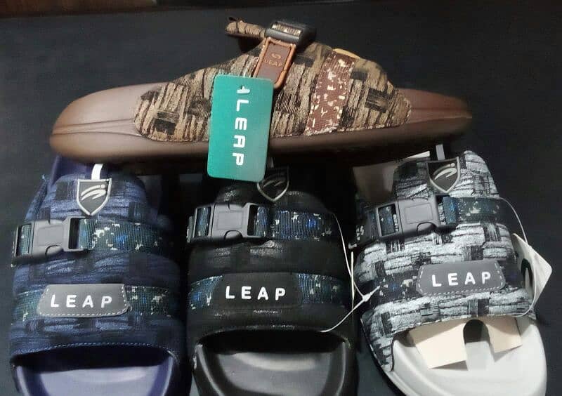 LEAP shoes mens /siza/7/10 price :1999 1