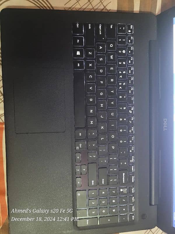 Dell Laptop 1 tb ssd 16 GB DDR4 7