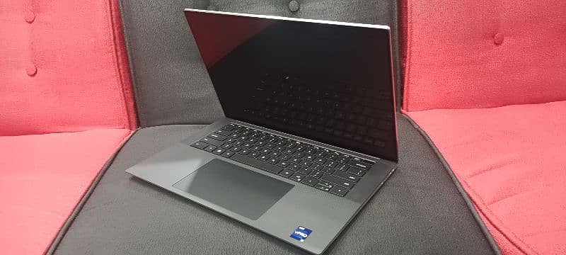 Dell XPS-15 (9530) Ci9-13th Generation 1