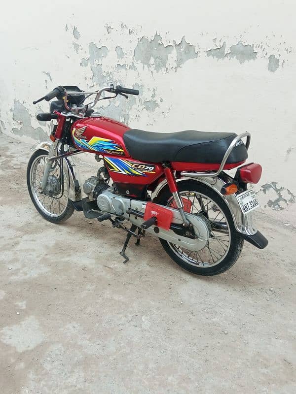 Honda 70 2021 Model lush condition. 03168026392.03059364797 3