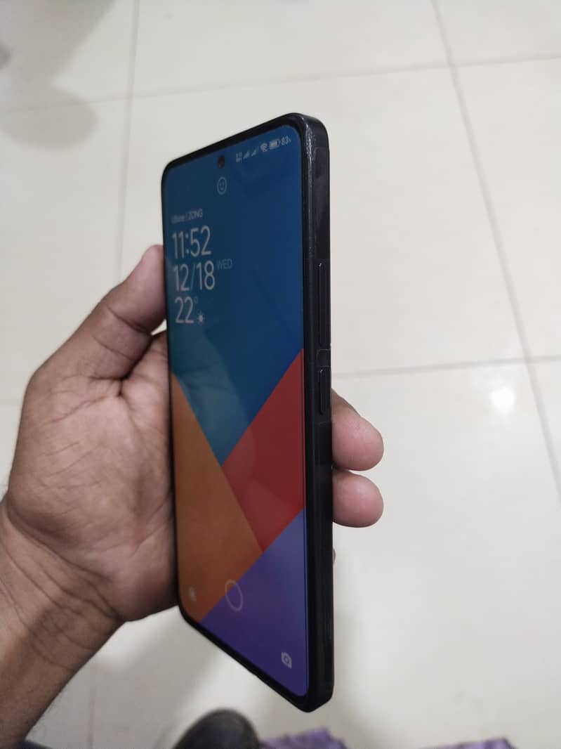 Redmi note 13  6. month warranty 2