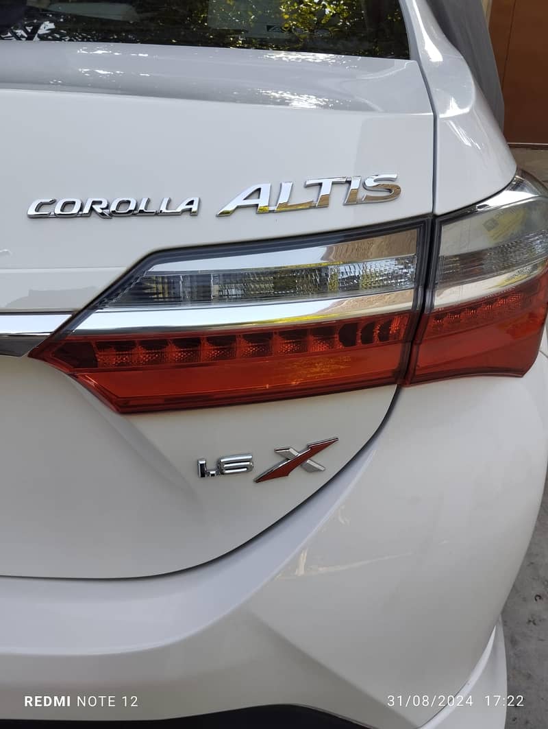 Toyota Corolla Altis 1.6 X special edition 2022 13