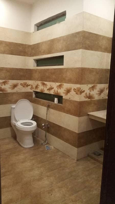 10 Marla Upper Portion For Rent In Johar Town Lahore 16