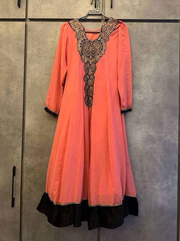 peach long maxi in good condition 0