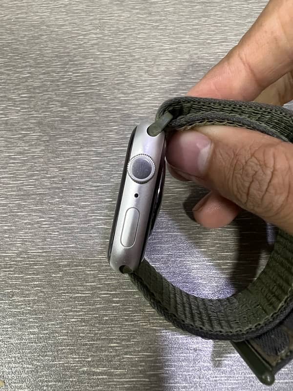 Apple watch series 9 (45mm) 2