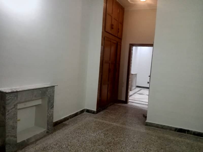 Upper portion for rent in F11/1 2